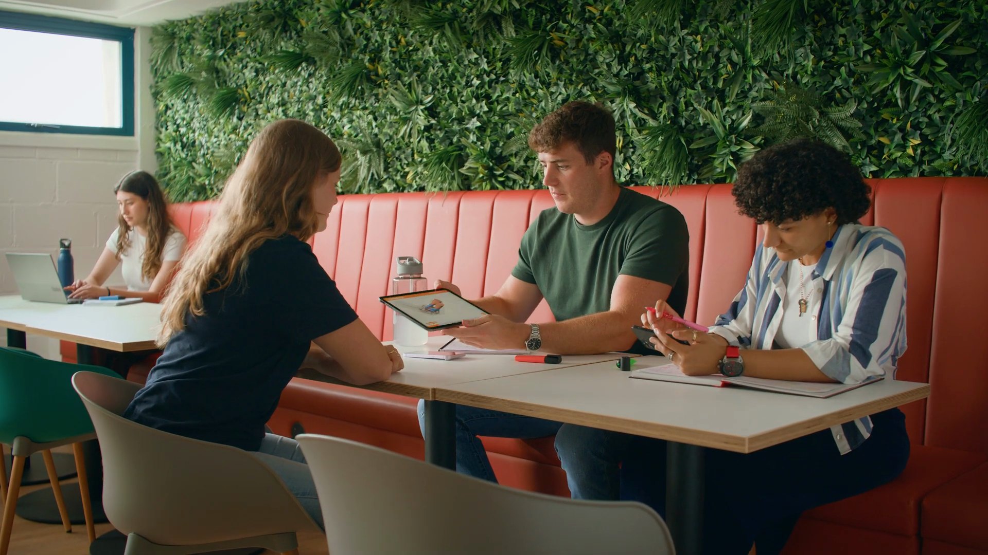 Students revising with the app, which also works without a trainer