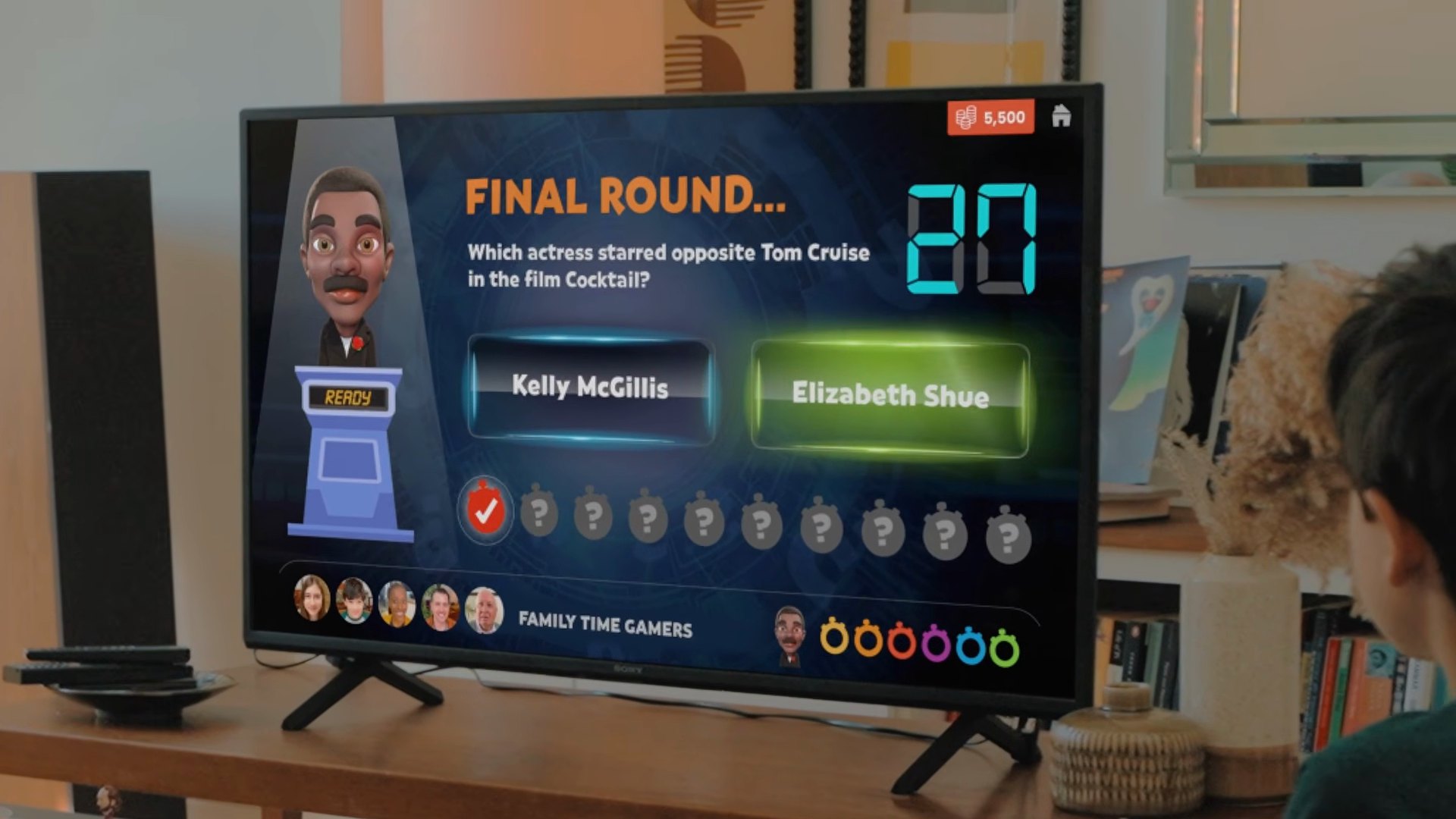 The final round, streamed to the TV