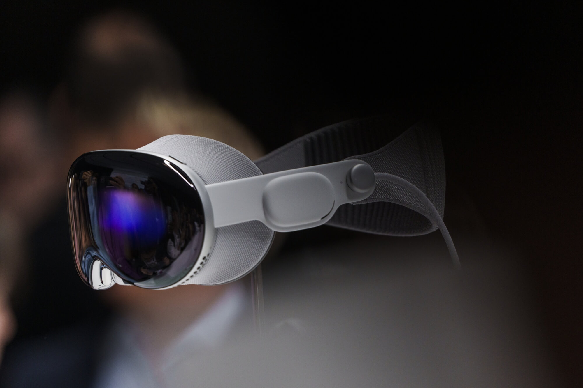 Apple Vision Pro is the New Must-Have Tool in Healthcare - Unity Developers